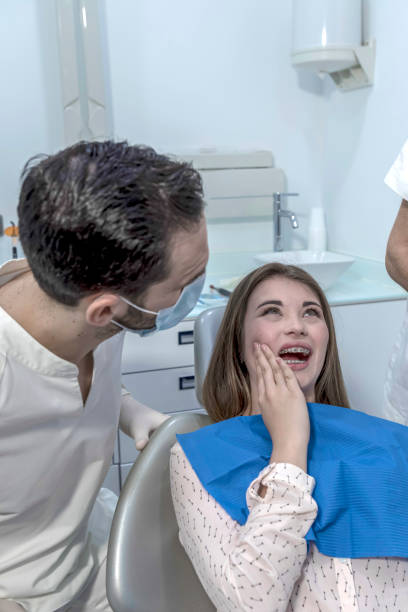 Best Emergency Denture Repair in Petersburg, IN